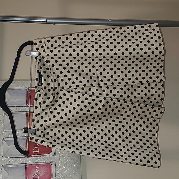 Valerie Bertinelli Dresses & Skirts - Valerie bertinelli polka dot skirt, with back zipper.